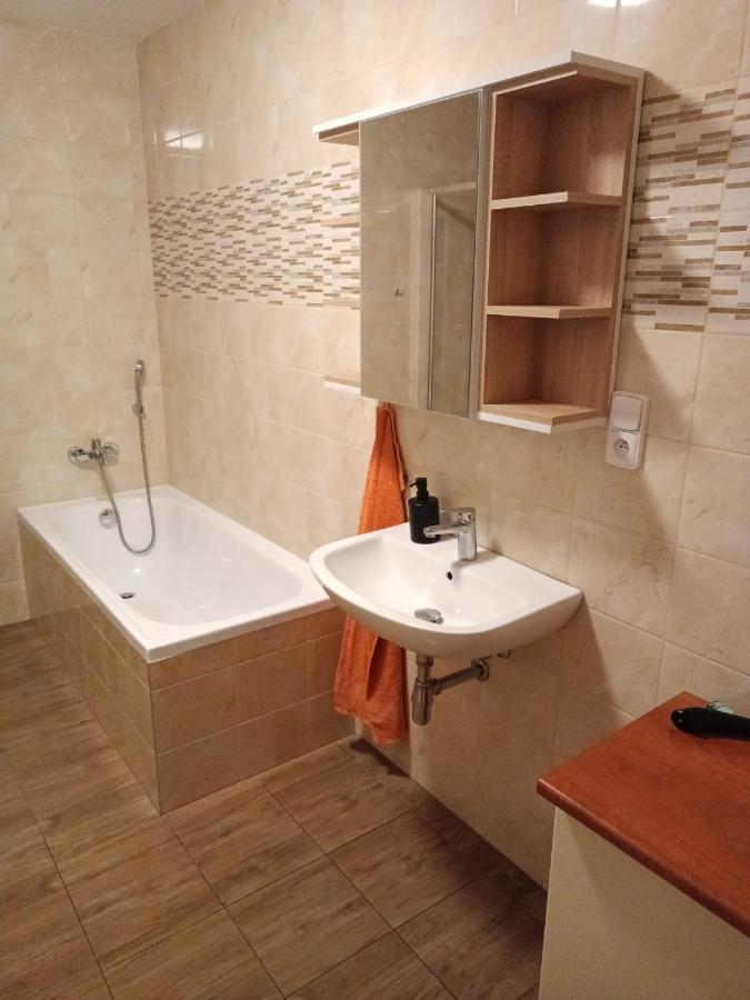Apartman Stefanikova Zlín Eksteriør billede